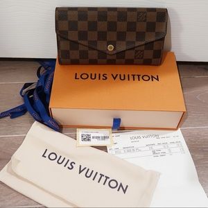 Louis Vuitton Sarah Wallet Monogram